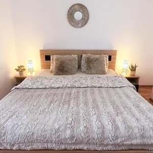 Old Town Flowery Apartamento